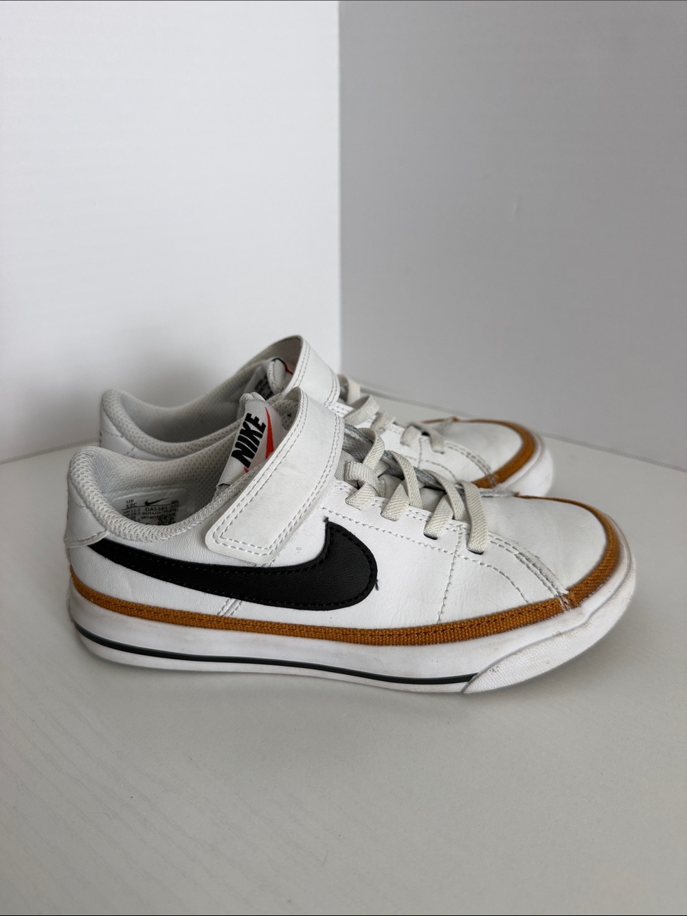 Nike Court Legacy Low Kid size 12c